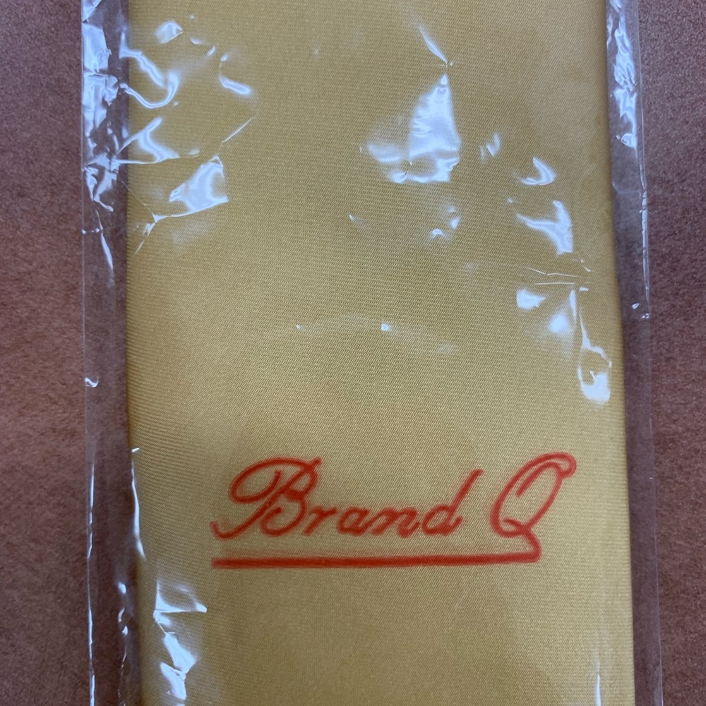 Brand new tie